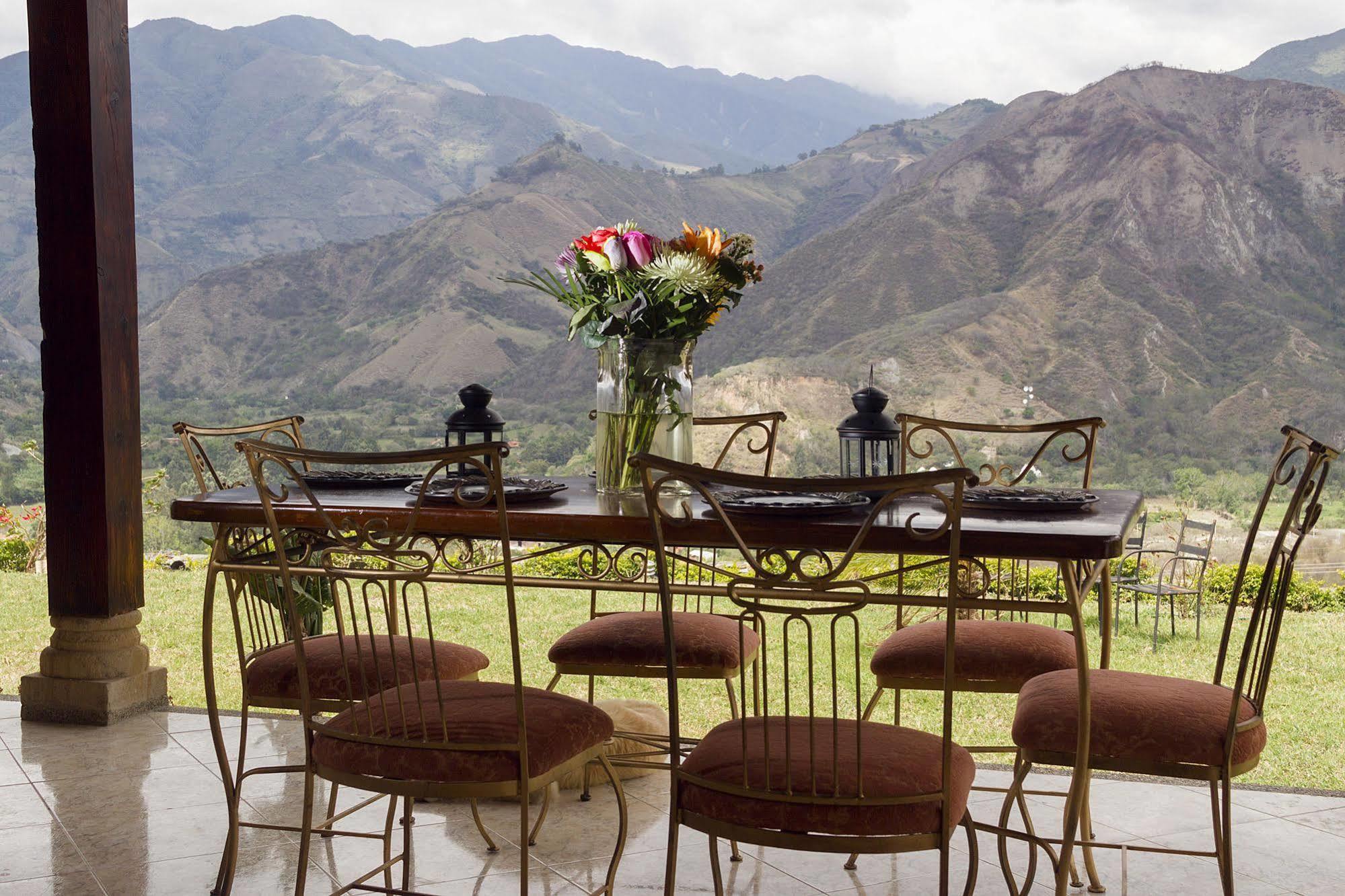 Villa Beatriz Lodge 빌카밤바 외부 사진